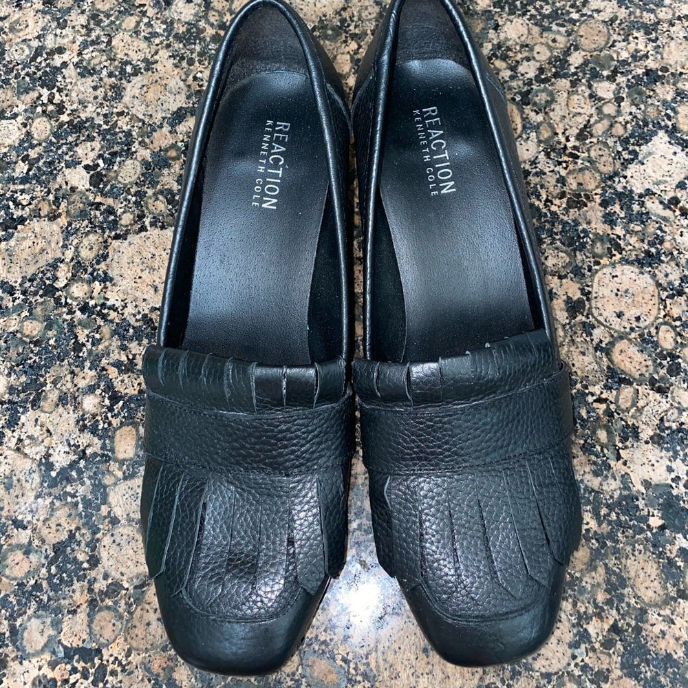 Kenneth Cole Reaction Kiltie Fringe Loafers SZ 9.5